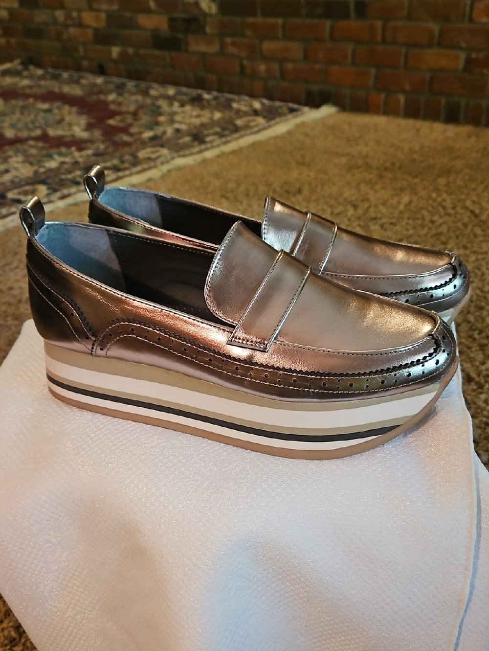 Crown & Ivy Metallic Platform Loafers in Shimmering Silver Sz 8.5 NWOT